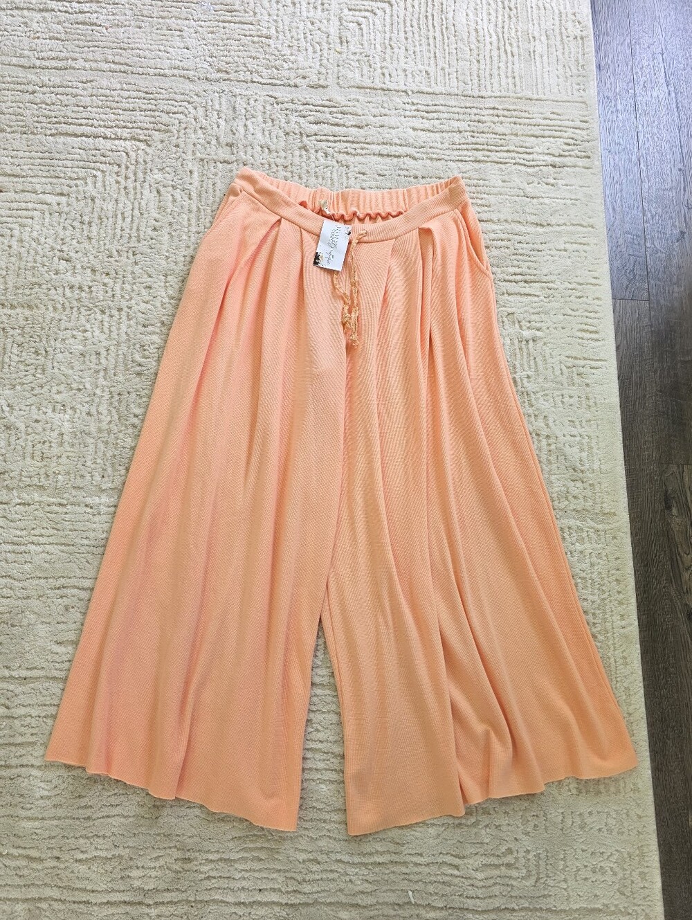 POL Peach Wide Leg Pants Size LARGE